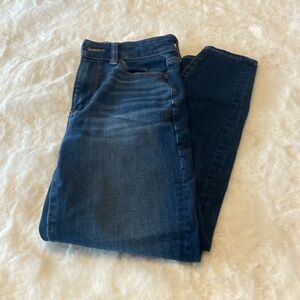 Women’s American Eagle Higest Rise Jeans